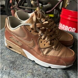 Air max rose gold